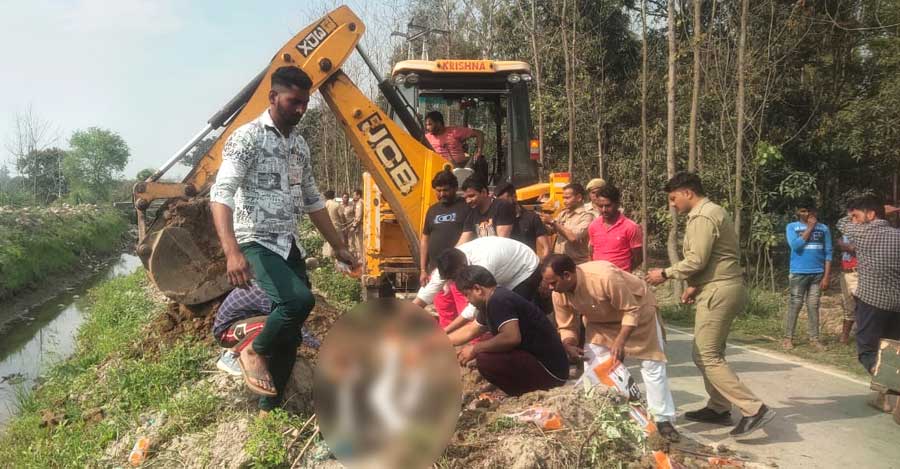 बाग में दो गोवंश के अवशेष मिलने से हड़कम्प