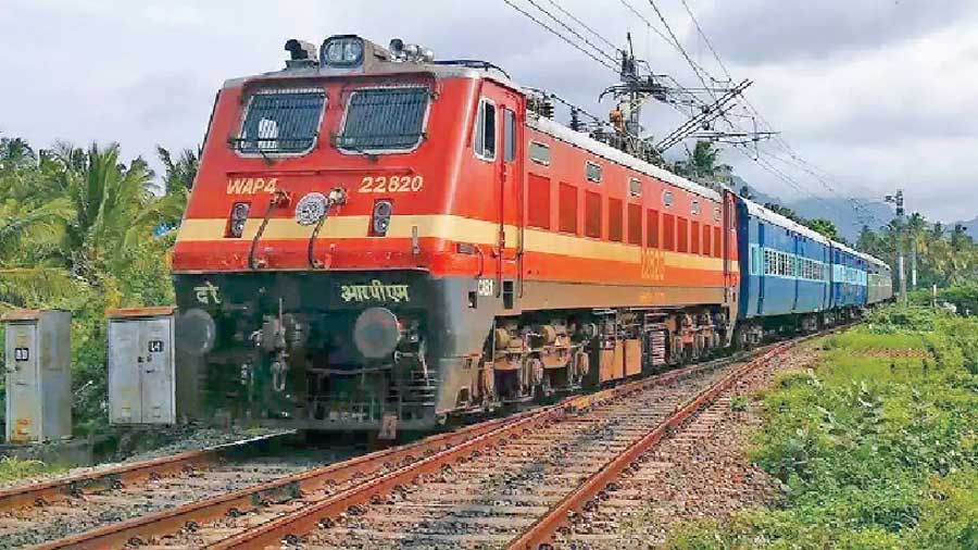Train Cancelled: यात्रीगण कृप्या ध्यान देवें रेलवे ने ये ट्रेनें की रद्द