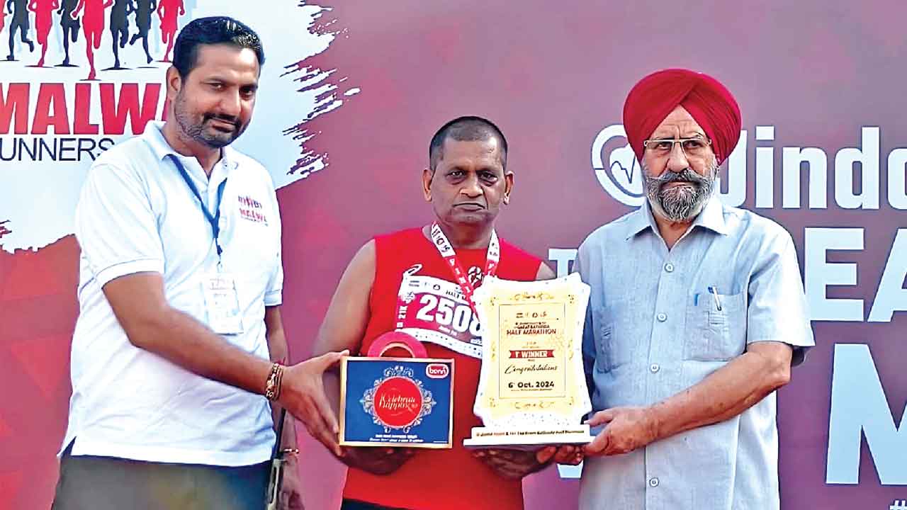 हाफ मैराथन में जिन्द्र पाल काका इन्सां बने चैम्पियन
