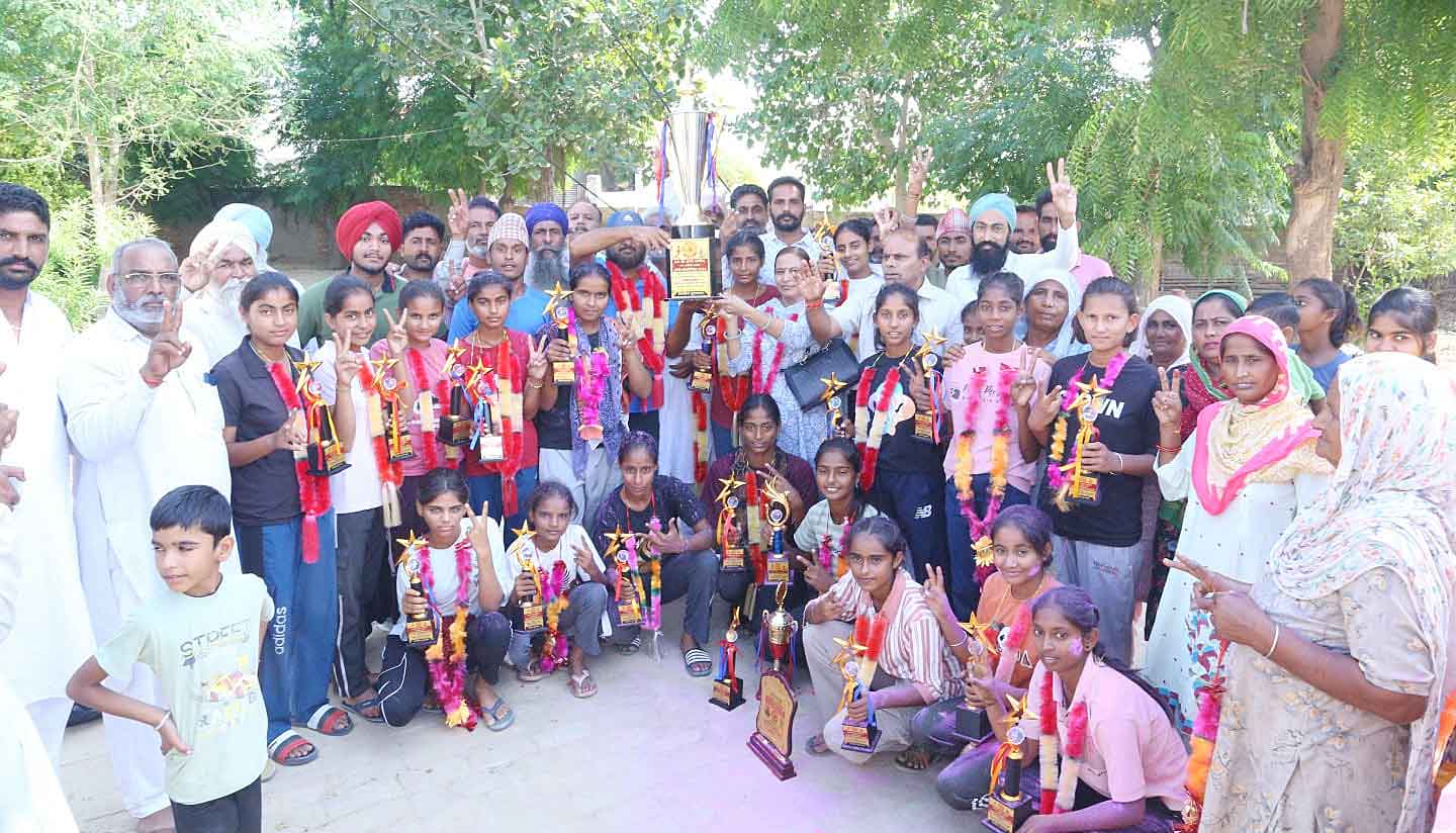 राज्य स्तरीय हॉकी प्रतियोगिता में उपविजेता रही हनुमानगढ़ की बेटियां