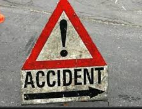 Road Accident: रेत के डंपर ने बर्तन व्यापारी को मारी टक्कर, हालत गम्भीर