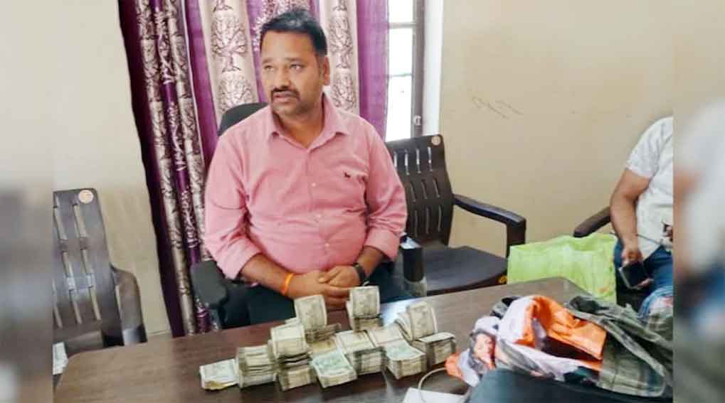 राजस्थान एंटी-करप्शन ब्यूरो ने असिस्टेंट इंजीनियर से 3.70 लाख किये बरामद