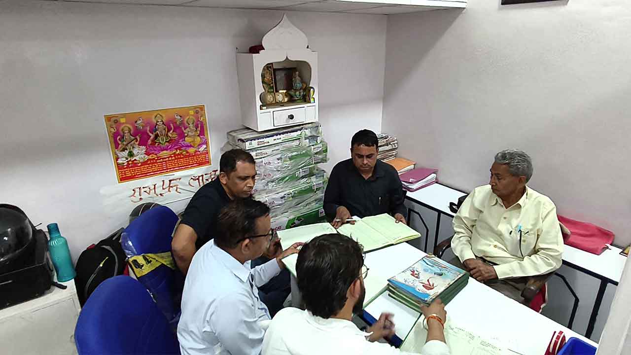 CM Flying Raid: भिवानी में सीएम फ्लाइंग की गैस एजेंसी पर छापेमारी, मचा हड़कंप