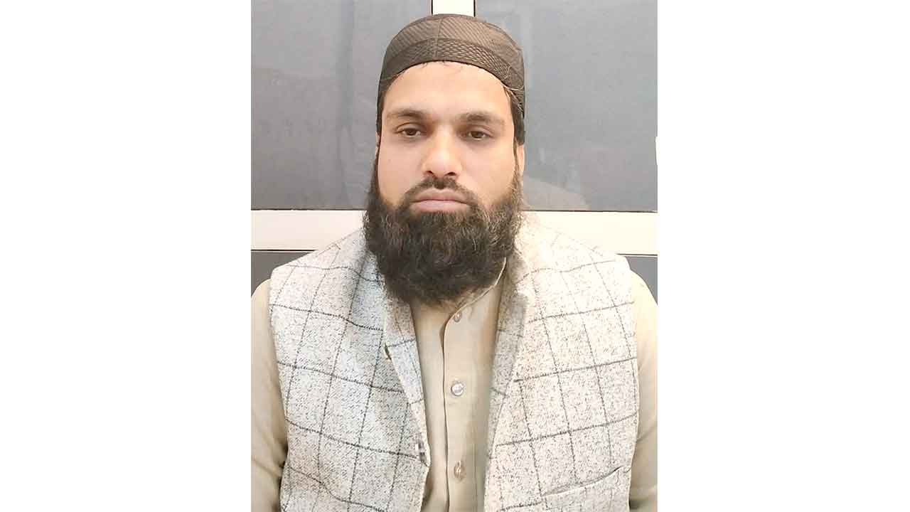 'समाज को जोड़ने के लिए सेतु का रोल अदा करें मुसलमान'