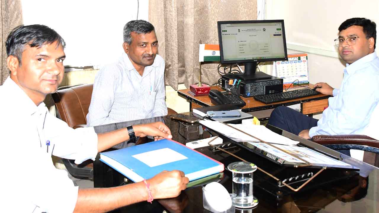 डीआईपीआरओ कार्यालय में स्व-गणना हेतु हेल्प-डेस्क स्थापित: सत्यवान महिवाल