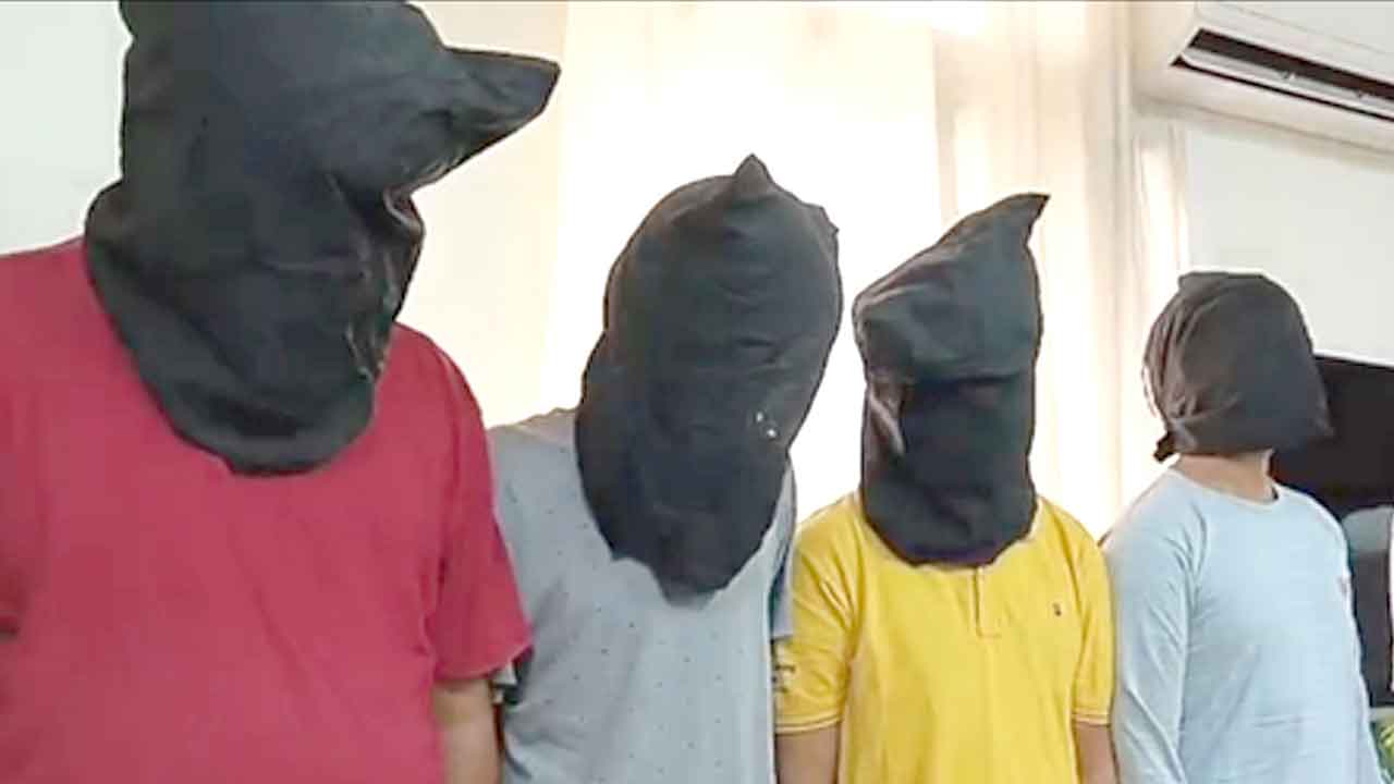 आधार-पैन से बैंक डिटेल तक बेचने वाला गिरोह का भंडाफोड़, 4 आरोपी गिरफ्तार