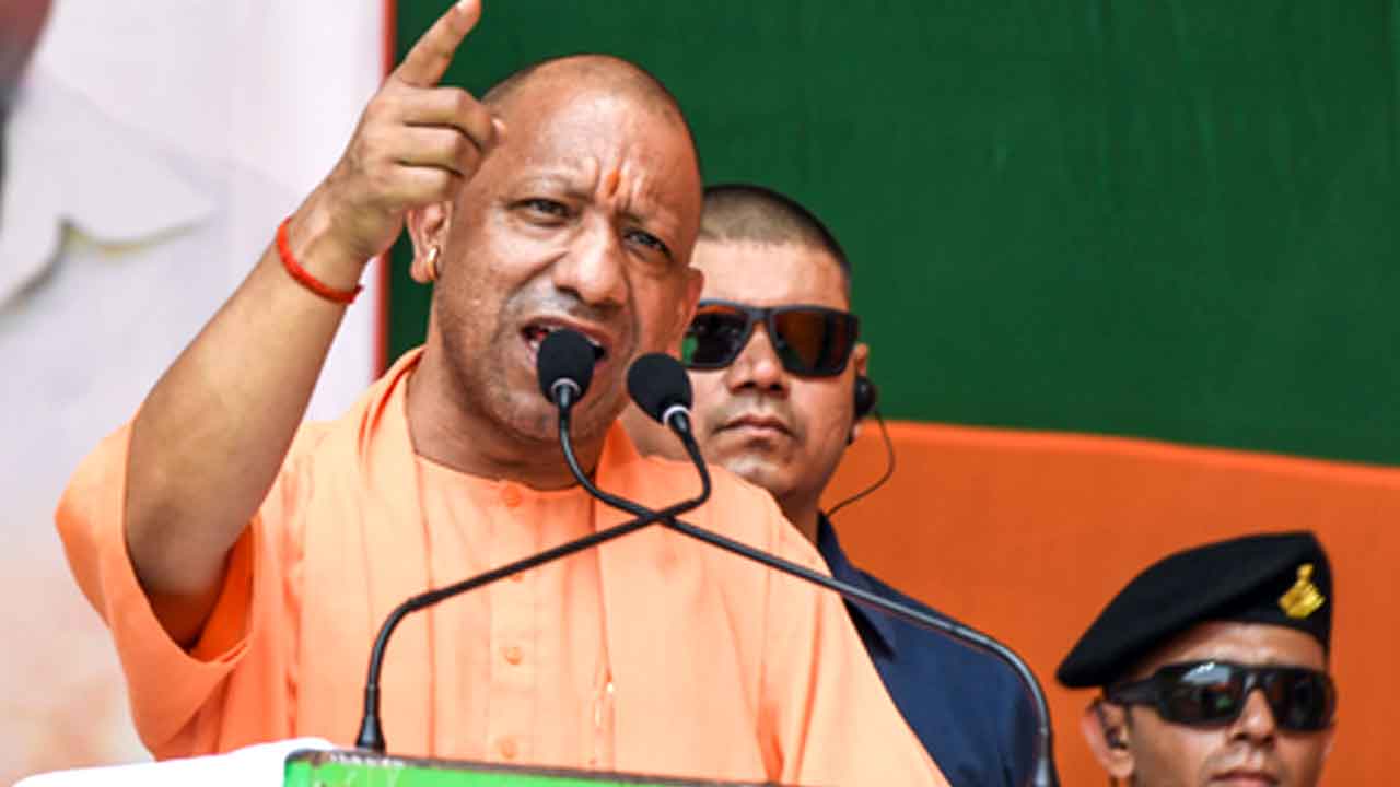 धानेखाली जनसभा में सीएम योगी आदित्यनाथ का बंगाल सरकार पर तीखा हमला