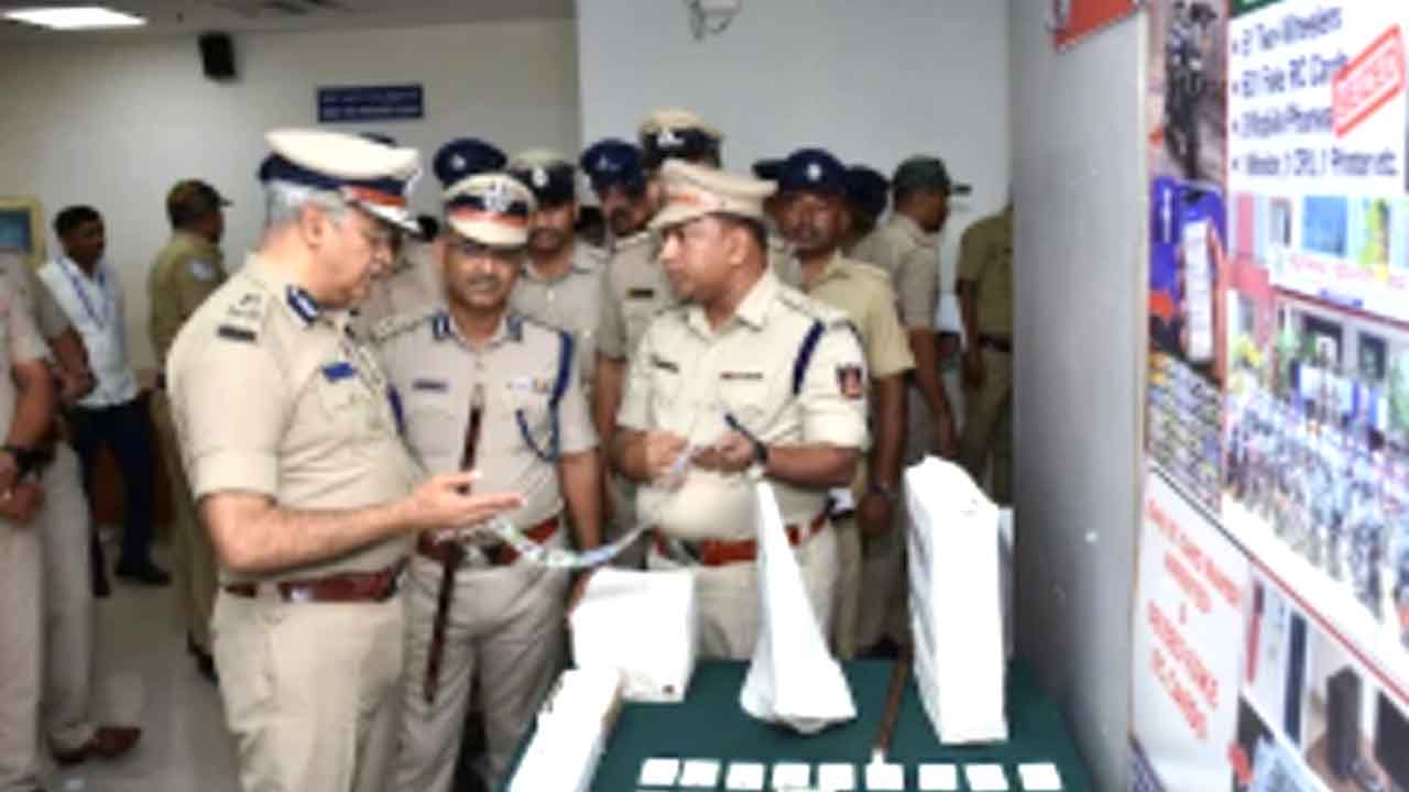 बेंगलुरु में ड्रग्स और चोरी पर बड़ा एक्शन, करोड़ों की MDMA व हाइड्रो गांजा जब्त, कई आरोपी गिरफ्तार