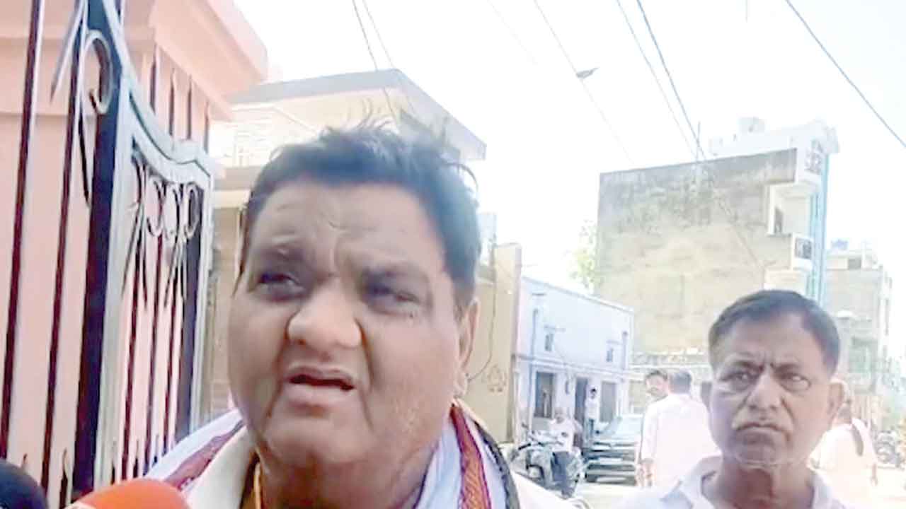 Delhi Judge Suicide Case: रिश्तेदारों ने उत्पीड़न का आरोप लगाया, अंतिम संस्कार में पत्नी और बच्चे अनुपस्थित
