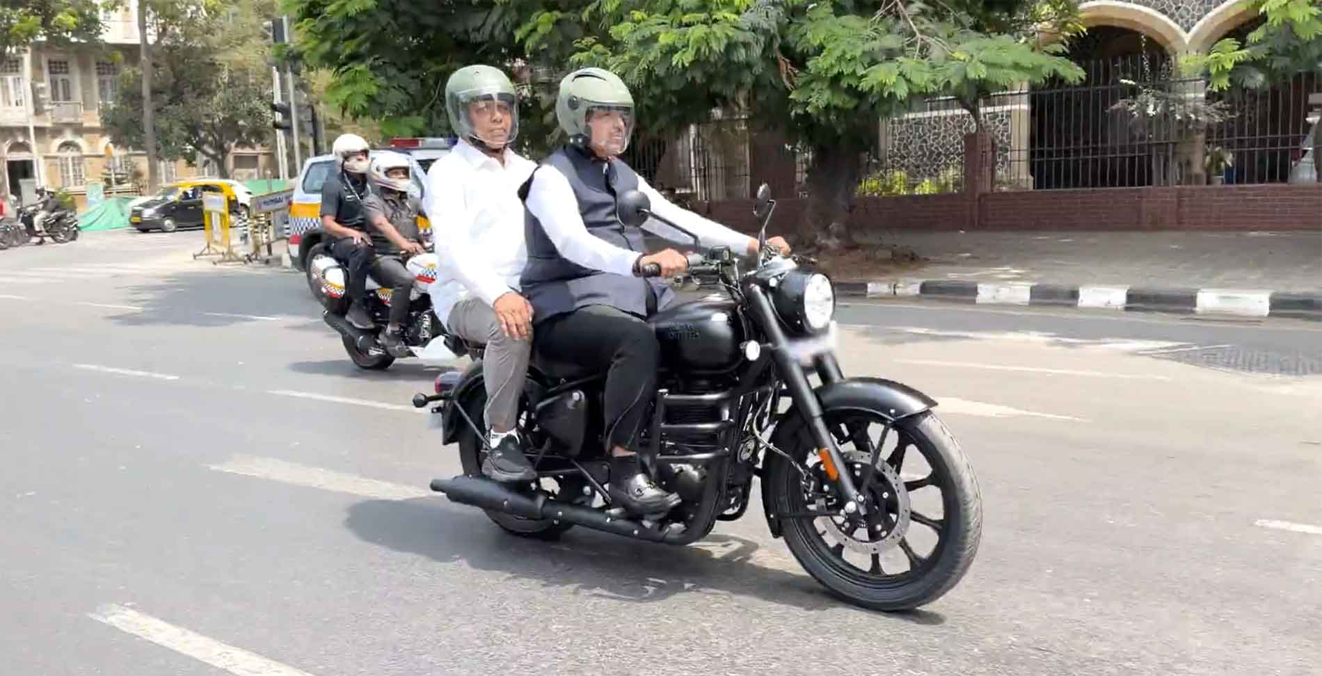 Maharashtra Cabinet Meeting: महाराष्ट्र की देवेंद्र फडणवीस सरकार का बड़ा फैसला! मंत्रियों के काफिले होंगे आधे