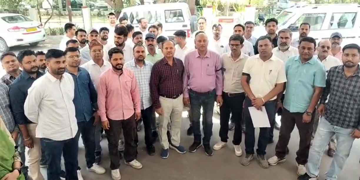 Engineers Stage Protests: जल संसाधन विभाग के अभियंताओं का विरोध प्रदर्शन, निष्पक्ष जांच की मांग