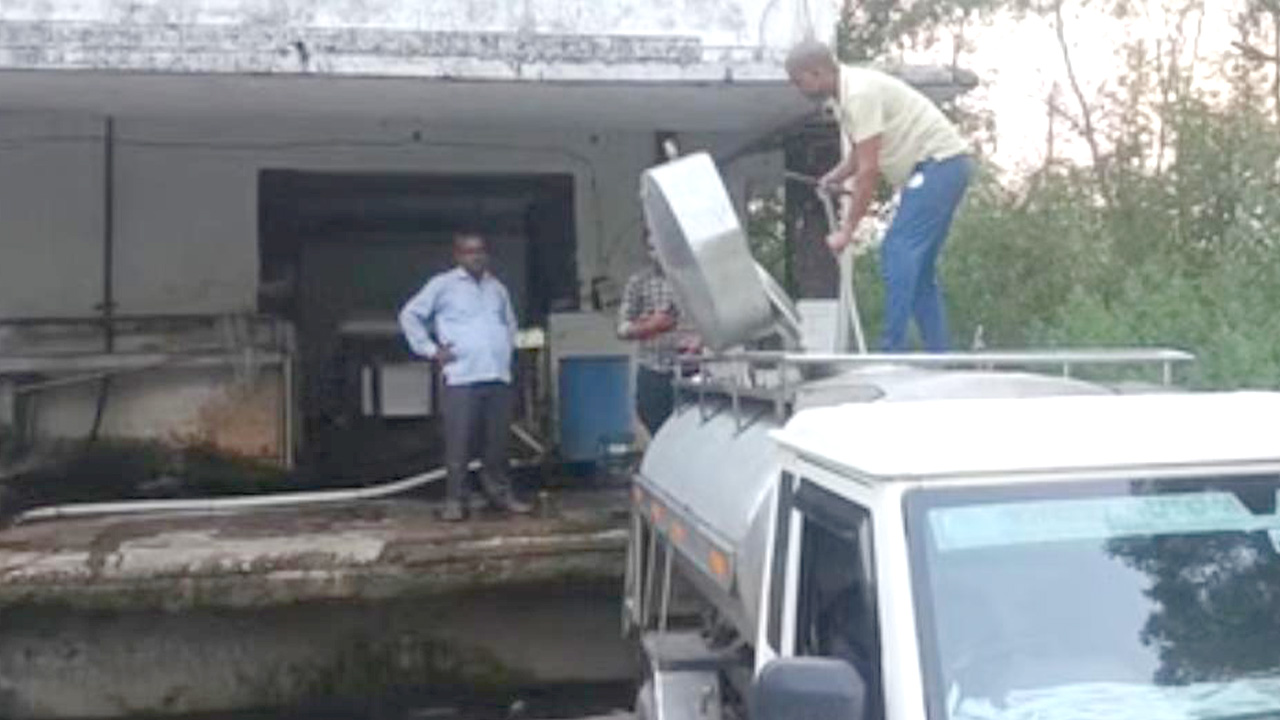 पराग डेयरी संदिग्ध दूध मामले में आया नया मोड, ठंडा करने को भेजने की कही बात  