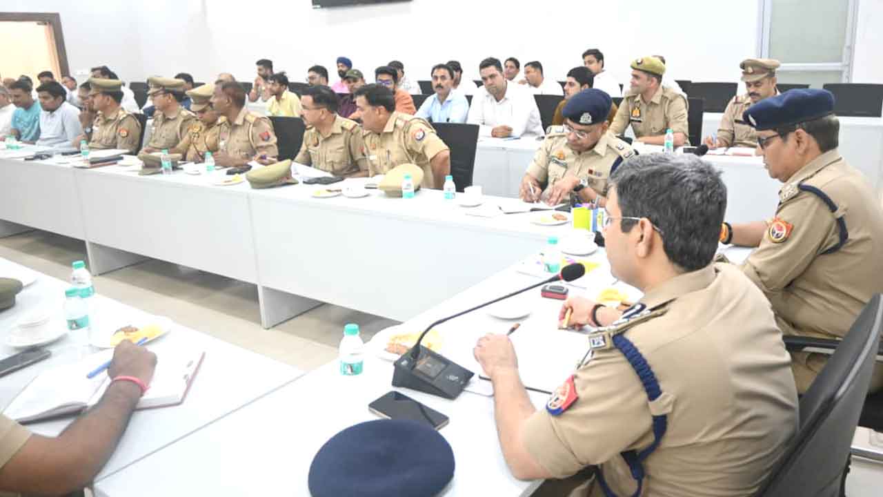 जिले के सभी  होटल-बैंक्वेट हॉल प्रबंधक निर्देशों का सख्ती से पालन करें: राजकरण नैय्यर 