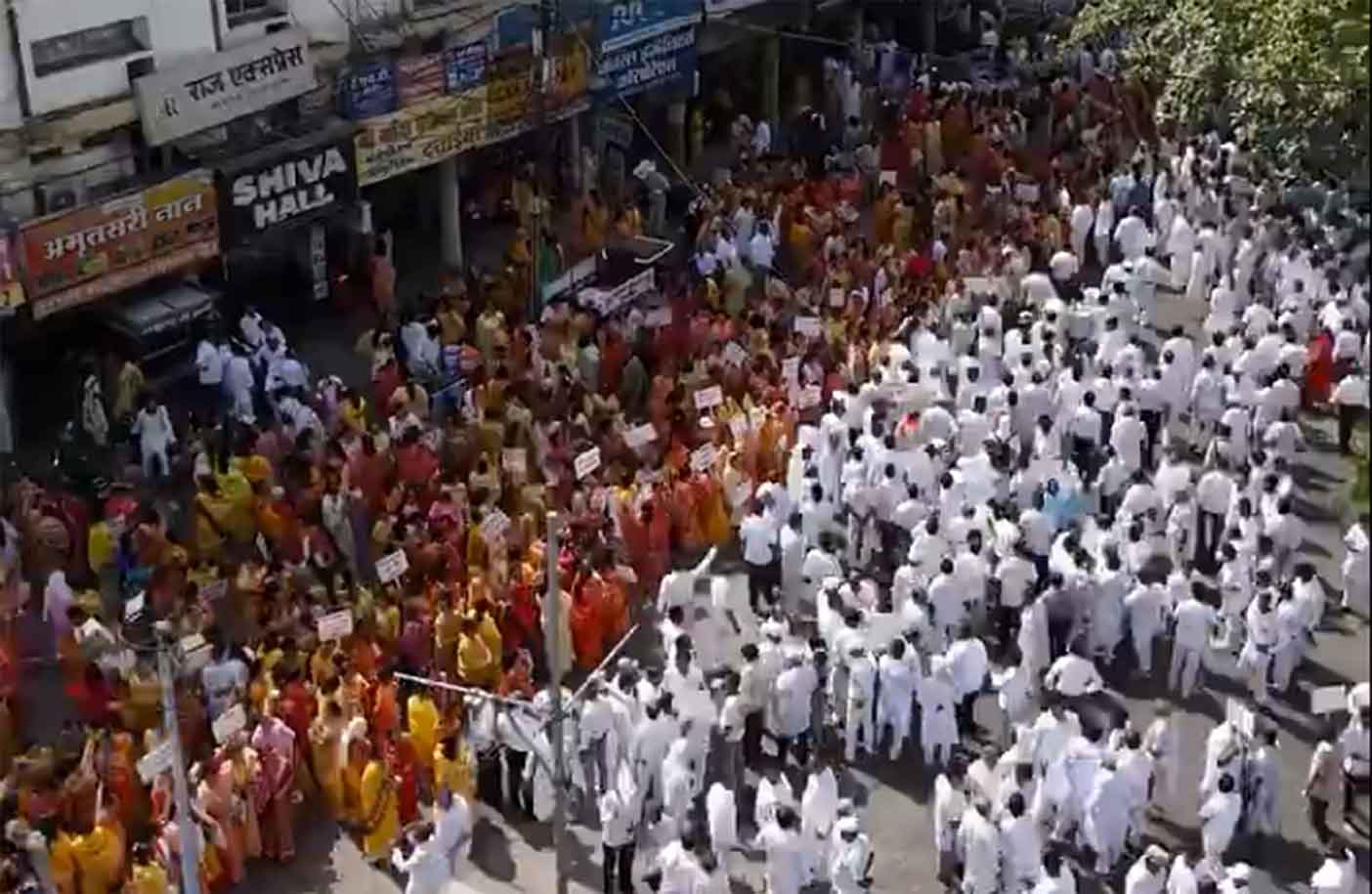 Jain Community Protest: रीवा हादसे का जैन समाज ने जताया जोरदार विरोध, निष्पक्ष जांच की मांग