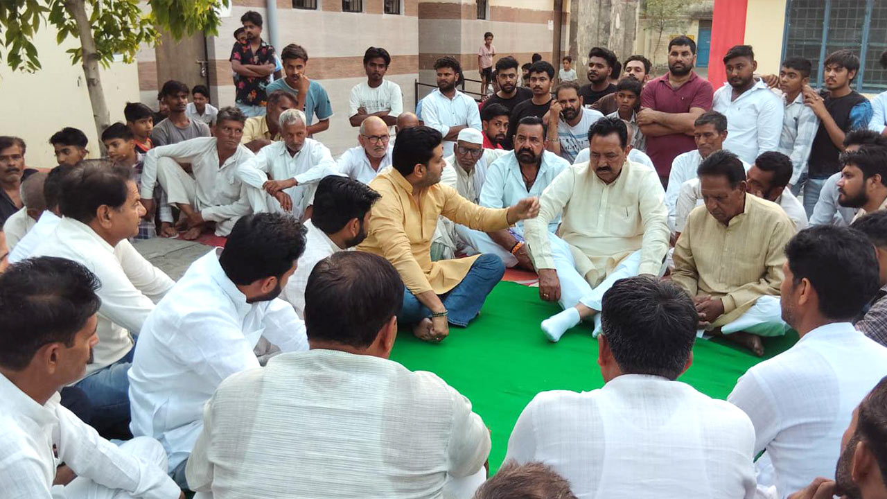 जाति-धर्म से ऊपर उठकर विकास की राजनीति में विश्वास करता हूँ: मनीष चौहान