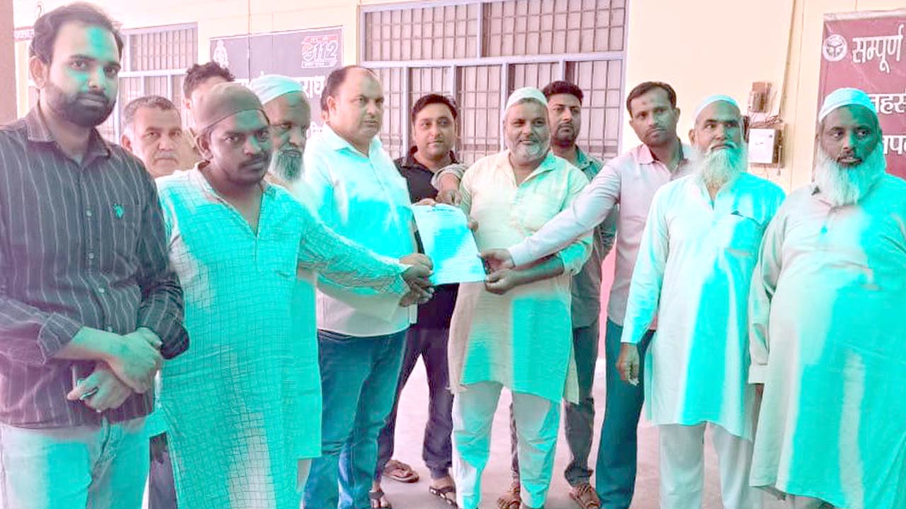 सब्जी मंडी में अवैध अतिक्रमण का आरोप, एसडीएम से कार्रवाई की मांग