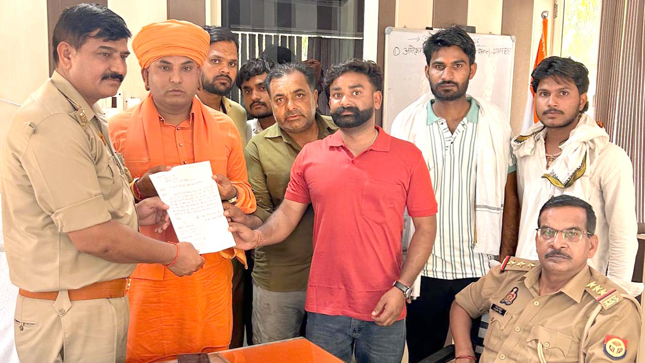 मुस्लिम युवक पर गोवंश के साथ दुराचार का आरोप, मुकदमा दर्ज