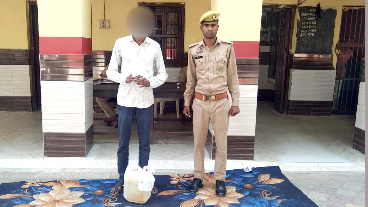 पांच लीटर अवैध कच्ची शराब बरामद, आरोपी दबोचा