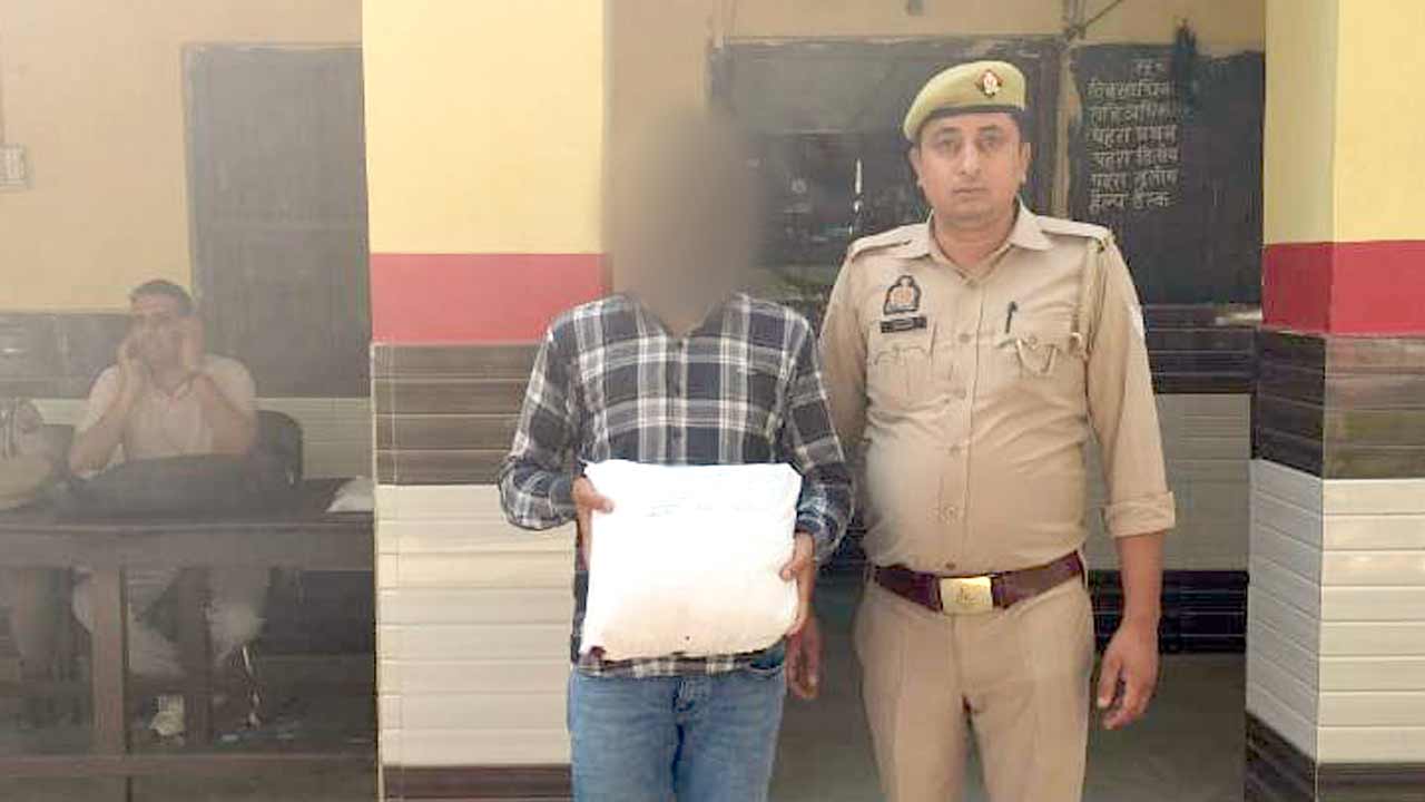 Operation Savera: 2.07 किग्रा गांजा बरामद, हरदोई निवासी तस्कर गिरफ्तार