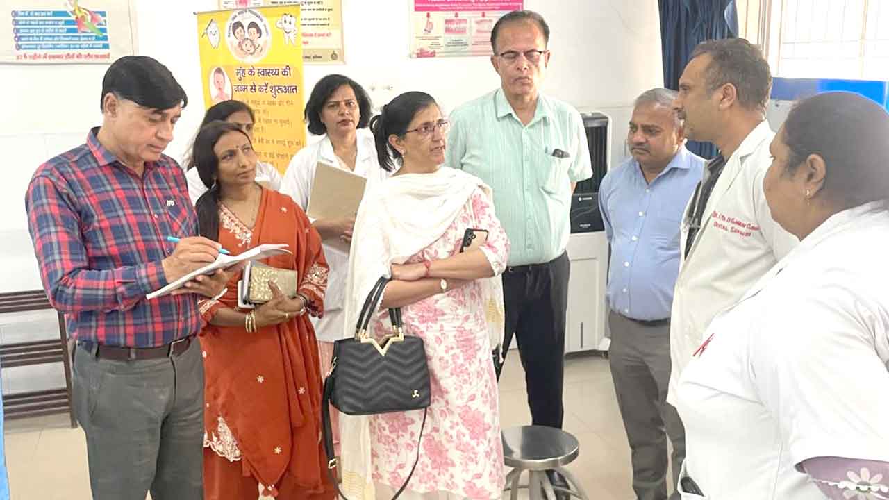 नागरिक अस्पताल का औचक निरीक्षण: सी.एम.ओ. अंबाला ने स्वास्थ्य सेवाओं और व्यवस्थाओं की सराहना की