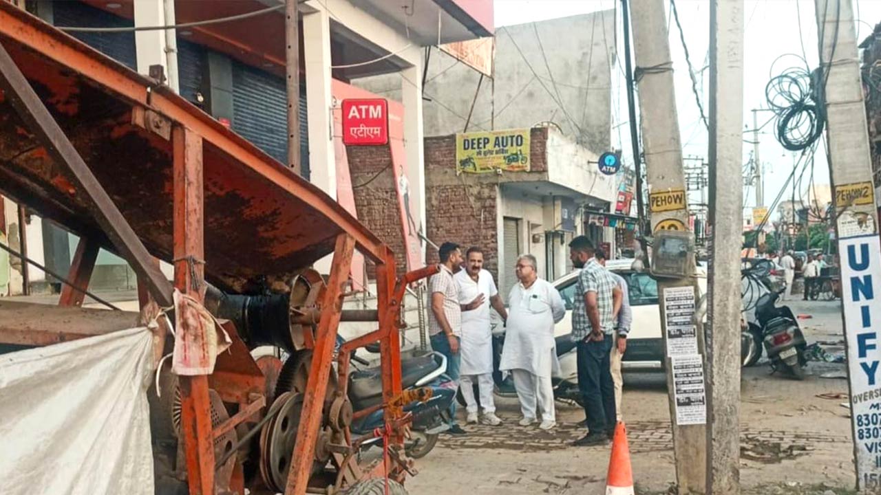 बरसाती सीजन से पहले पिहोवा में सीवर सफाई अभियान तेज, नगर पालिका और पब्लिक हेल्थ विभाग जुटा