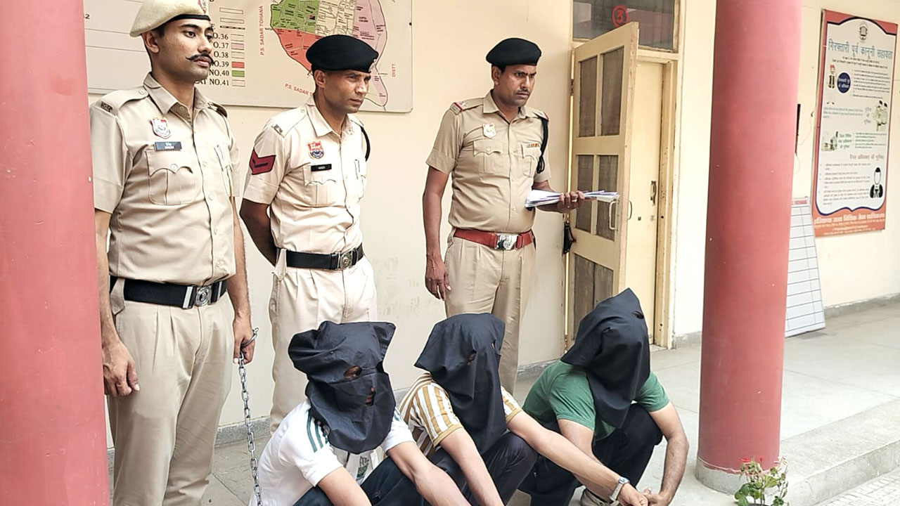 फतेहाबाद पुलिस ने बाइक चोर गिरोह के 3 सदस्यों को दबोचा