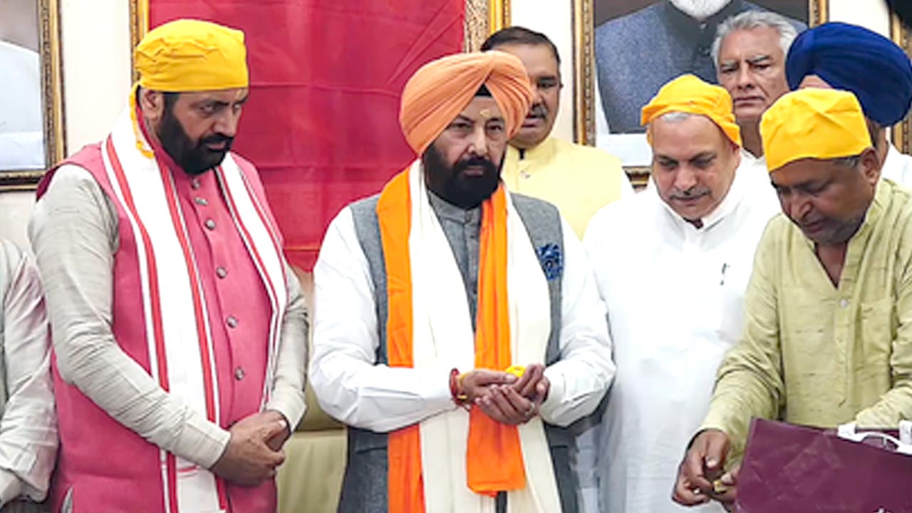केवल सिंह ढिल्लों ने पंजाब भाजपा अध्यक्ष पद संभाला, नेताओं ने दी शुभकामनाएं