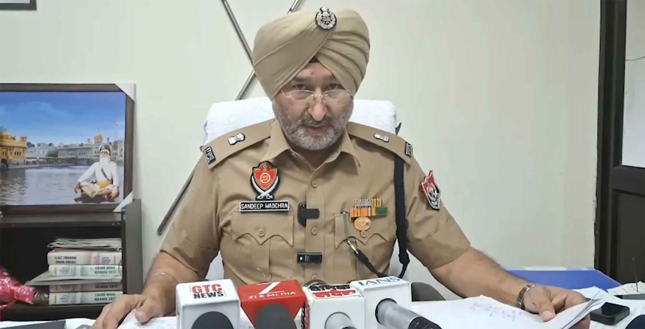 Attack on BJP Leader: पंजाब के गुरदासपुर में भाजपा नेता पर फायरिंग, जवाबी कार्रवाई से नाकाम हुआ हमला, पुलिस जांच में जुटी