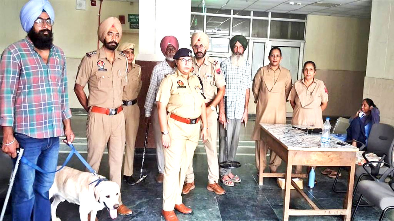 Bomb Threat: बरनाला के अदालती परिसर को बम से उड़ाने की मिली धमकी
