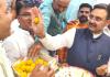 स्पीकर हरविंद्र कल्याण ने घरौंडा रेलवे स्टेशन पर यात्रियों को स्वयं अपने हाथों से जल पिलाकर की सेवा