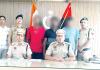 सोशल मीडिया पर ठगी करने वाले तीन नाइजीरियाई गिरफ्तार