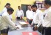 डीएम आलोक यादव ने किया तहसील व नगरपालिका का निरीक्षण