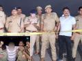 भतीजे की हत्या करने वाले रिश्ते के चाचा को पुलिस मुठभेड में किया गिरफ्तार