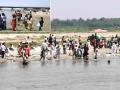 बुद्ध पूर्णिमा पर यमुना नदी पर स्नान को पहुंचे श्रद्धालु, लगाई आस्था की डुबकी