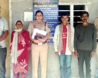 Dabwali Police: डबवाली पुलिस ने हरिद्वार निवासी महिला को सकुशल परिजनों को सौंपा