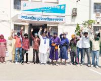 धमकियों से सहमा परिवार, पहुंचे एसपी दरबार