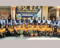 पौधारोपण करके छात्राओं को दिया पृथ्वी संरक्षण का संदेश