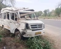 राजस्थान के सच्चे नम्र सेवादारों ने सड़क दुर्घटना में घायल डांस ग्रुप के सदस्यों की मदद की