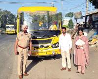 सुनाम में जिला टास्क फोर्स ने की विशेष चेकिंग, 10 स्कूल बसों के काटे चालान