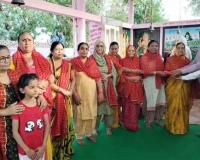 17 वर्षों से गौ-सेवा को समर्पित महिलाओं की ये ‘मंडली’