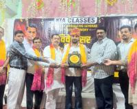 शिक्षा, अनुशासन और संघर्ष से बनेगा मजबूत भारत - विवेक सर
