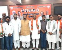 कांग्रेस काउंसलर सुशील शर्मा और समाजसेवी सर्वण सिंगला भाजपा में शामिल