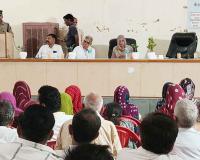 रात्रि चौपाल के जरिए गांव पहुंची हनुमानगढ़ पुलिस 