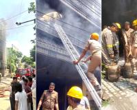 Ghaziabad Fire: रिहायशी मकान में भीषण आग, दमकल कर्मियों ने बचाई 9 जिंदगियां