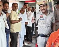 Haryana Local Body Elections: हरियाणा निकाय चुनावों के दौरान अंबाला में कांग्रेसी कार्यकर्ताओं का हंगामा