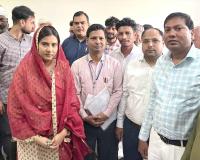 स्व-गणना हेतु सांसद व विधायक के आवास पर पहुंची टीम