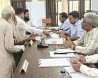शिकायतों के निस्तारण में बरती जाए पारदर्शिता: विनय तिवारी