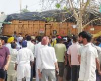 मलोट नेशनल हाईवे व लेबर चौक पर बेकाबू ट्रक ने ली दो की जान , एक गंभीर 
