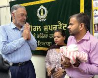 Mukhyamantri Swasthya Yojana: नवजात शिशु की डॉक्टरों ने असाधारण सर्जरी कर बचाई ‘अनमोल जिंदगी’