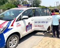 Road Accident News: मिनी बाईपास पर ट्रक की चपेट में आने से बाइक सवार दो युवक घायल